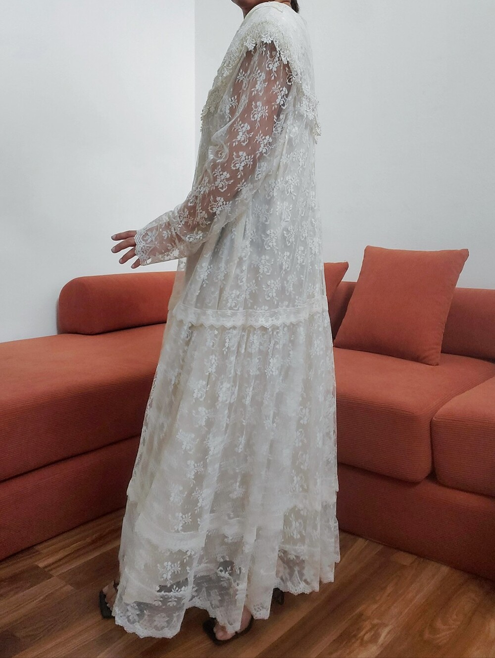 VINTAGE LACE DRESZ - Picture 9 of 10
